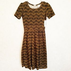 LuLaRoe BNWT Amelia XS Black Yellow Chevron